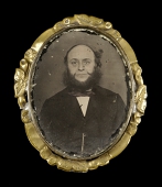 South Africa 1877-79, 1 clasp, 1879 (Capt. H. Dymes, 1st Nat. Nat. Contgt.), with ornate silver top bar, claw...