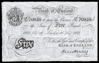 E.M. Harvey, Five Pounds, 16 November 1922, 137/D 70928 (Dugg. B209a). Two pinholes at top left, otherwise good...
