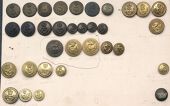 Royal Naval Buttons. Two carded displays including some early Victorian Flag Rank examples, a scarce RNAV button in...