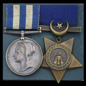 Pair: Private W. Hall, 2nd Battalion Derbyshire Regiment

Egypt and Sudan 1882-89, dated reverse, no clasp (2400...