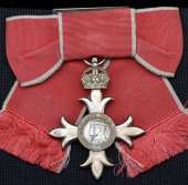 The Most Excellent Order of the British Empire, M.B.E. (Civil) Member’s 2nd type lady’s shoulder badge, silver,...