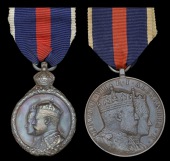 Coronation 1902, bronze, in Elkington, London case of issue; another, Hong Kong, bronze, good very fine (2)	 £80-100