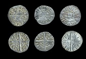 Edward I (1272-1307), Pennies (3), classes 5a (2), 5b, all Canterbury, 1.46g/4h, 1.19g/7h, 1.28g/2h (N 1028-9; S...