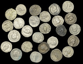 Ancient Coins – Lots, Antoninianii (26), various rulers [26]. Varied state	 £60-£80