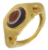 Roman, gold Finger Ring, 4th cent. AD, internal diam. 1.5cm, bezel width 1.1cm, 10.24g, solid cast band, broad...
