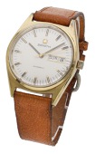 Zenith. A gold plated automatic wristwatch with day and date, Ref. 20-0030-345, Surf, circa 1970.
Movement: cal....