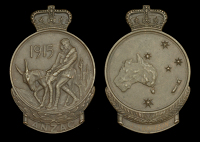 A.N.Z.A.C. Commemorative Medallion, bronze, 75mm x 50mm, the obverse scene depicting Private John Simpson...