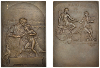 FRANCE, Les Parisiens de Paris, 1900, a bronze membership plaque by L.A. Bottée, female figure representing Paris...