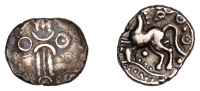 British Iron Age, TRINOVANTES, Dubnovellaunos (5 BC - AD 10), gold Quarter-Stater, Trefoil type, wreath, two opposed...