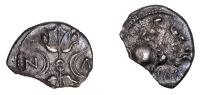 British Iron Age, CATUVELLAUNI, Cunobelin (c. 8-41 AD), silver Unit, Two Leaves type, two wide leaves, [c]v n either...