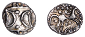 British Iron Age, ICENI, Anted (c. AD 10-30), silver Unit, Antd D-Bar type, double crescent emblem on vertical...