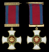 Distinguished Service Order, V.R., silver-gilt and enamels, with integral top riband bar, in its R & S. Garrard &...