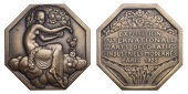 FRANCE, Exposition Internationale des Arts Décoratifs et Industriels Modernes, Paris, 1925, an Art Déco octagonal...