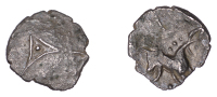 British Iron Age, ICENI, Uninscribed issues, silver Half Unit, Tricorne type, triangle with concave sides, pellet...