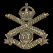 Yukon Motor Machine Gun Battery Badge.
An excellent and extremely scarce bronzed die-cast example, with a King’s...