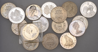 Gibraltar, Elizabeth II, silver Proof Crowns (6), 1967, 1971 Barbary Ape (2), 1972 Silver Wedding Anniversary, 1980...