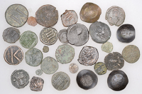 Justinian I (527-565), Follis, Nicomedia, yr 30 (556/7), helmeted and cuirassed bust facing, holding globus cruciger...
