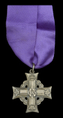 Canadian Memorial Cross, G.V.R. (400333 Pte. T. P. Drew) in case of issue, extremely fine	 £60-£80