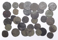 James I to Charles I, Farthings (32), various types [lot]. Varied state	 £120-£150