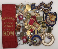 A large assorted group of Masonic interest medals in base metals (approx. 20), together with bars, ribbons, and...