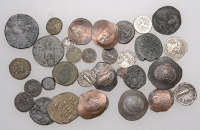 Miscellaneous Ancient coinages to include Roman, Greek and Byzantine, in silver and billon (33) [33]. Varied state	...
