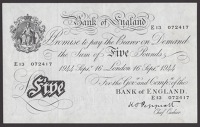 Bank of England, Kenneth O. Peppiatt, £5 (2), 16 September 1944, consecutive serial numbers E13 072417-18, purple...