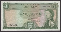 A mixed group of notes from the British Isles and Channel Islands, comprising Guernsey, £1, Bull signature, Jersey,...