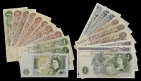 A group of 1960s and 1970s Bank of England notes, comprising Hollom, 10 Shillings (5), £1, and £5 (2), Fforde, 10...