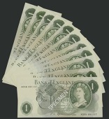 Bank of England, John S. Fforde, replacement £1 (3), 15 February 1967, serial numbers M35N 891137, R07M 453498 and...
