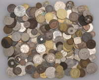 Miscellaneous, Miscellaneous World coins in base metals (approx. 150), various types [Lot]. Varied state	 £100-£120
